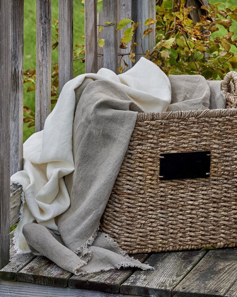 Rustic Linen Throws 2